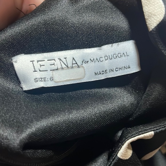 Mac Duggal Ieena Satin Long-Sleeve Black polka dot Gown sz 6 - Picture 6 of 8